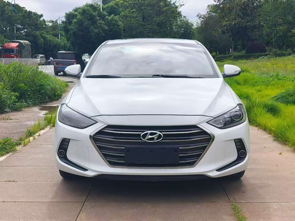 Hyundai Lead