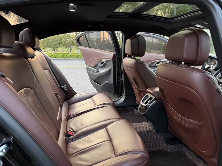 Buick LaCrosse 2013 2.4L SIDI jing ying Комфорт