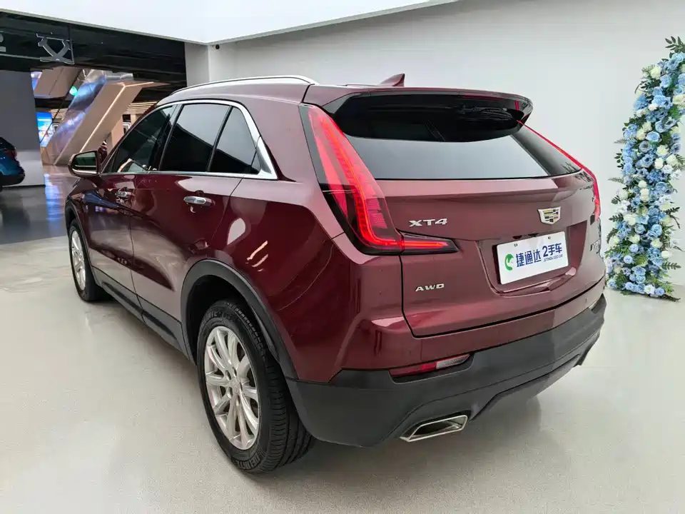 Cadillac XT4