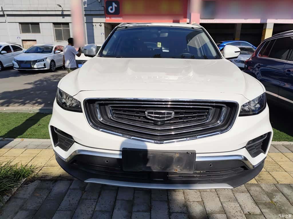 Geely Boyue, 2019 7