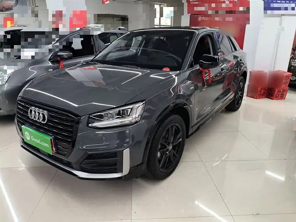 Audi Q2L