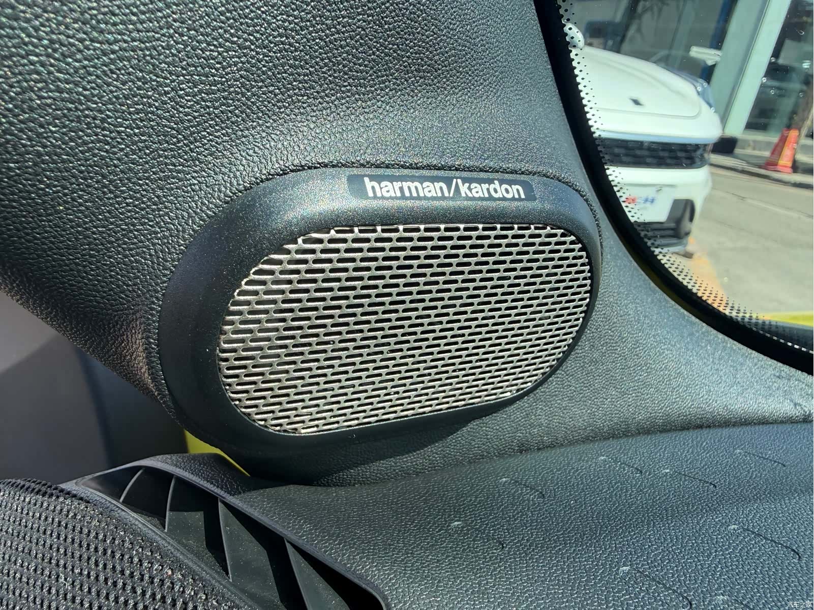 Mini Cooper, 2025 10