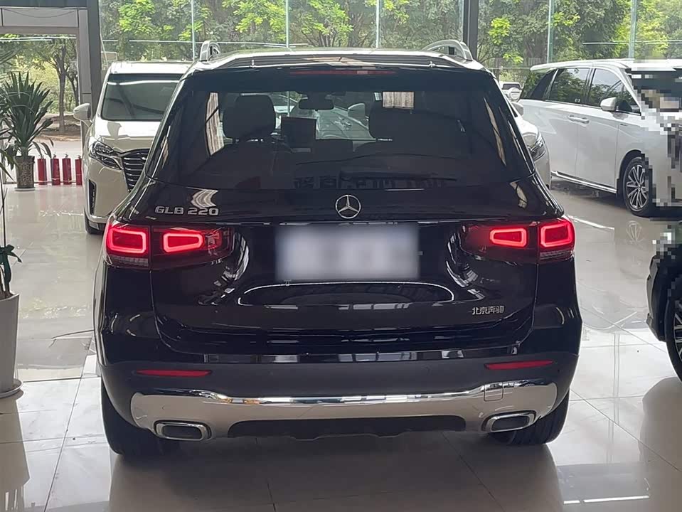 Mercedes-Benz GLB