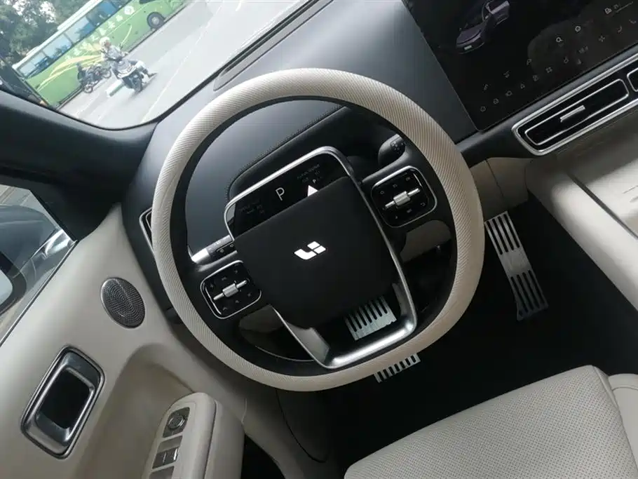 Li Auto Ideal L9