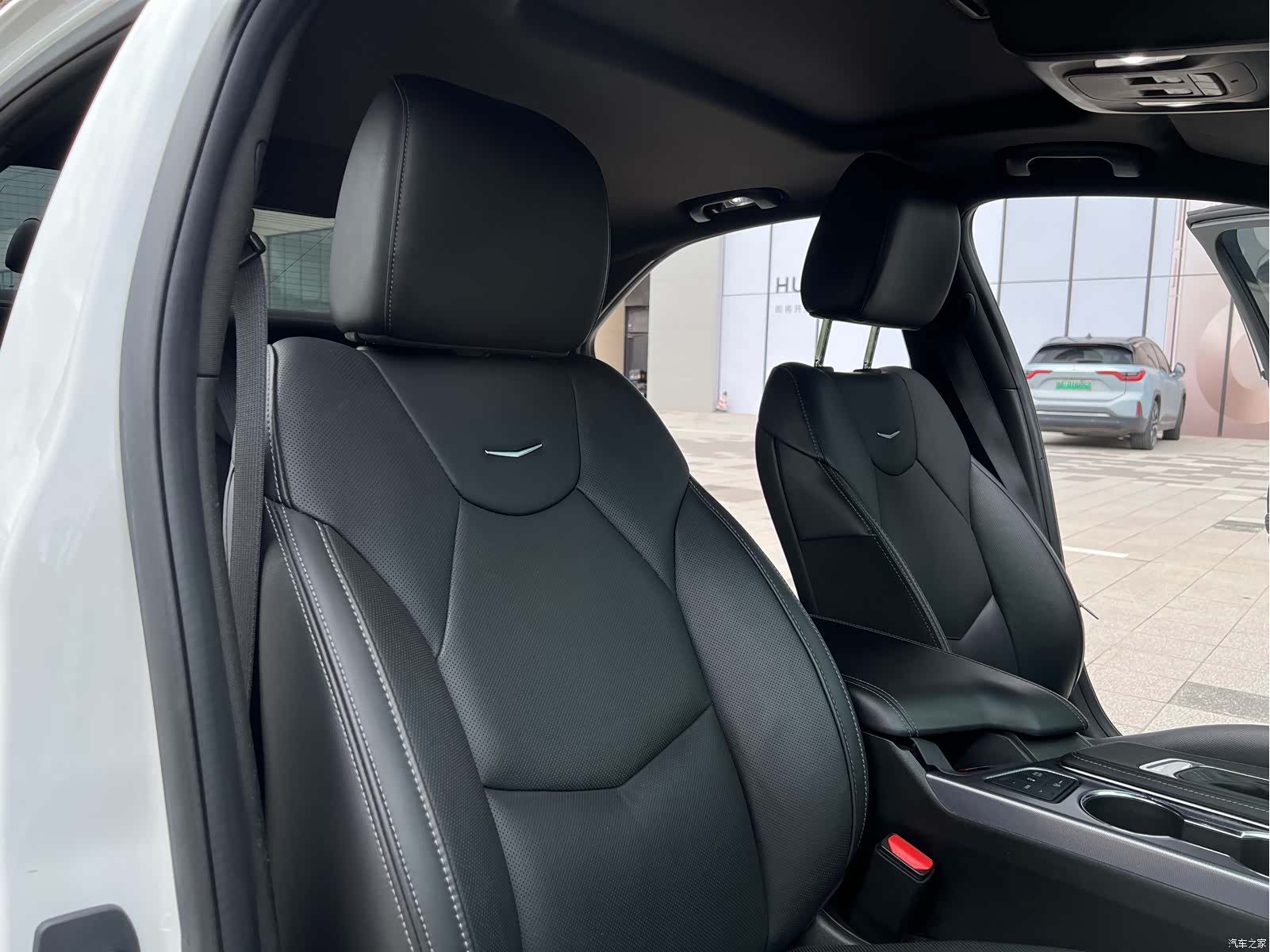 Cadillac CT4, 2023 9