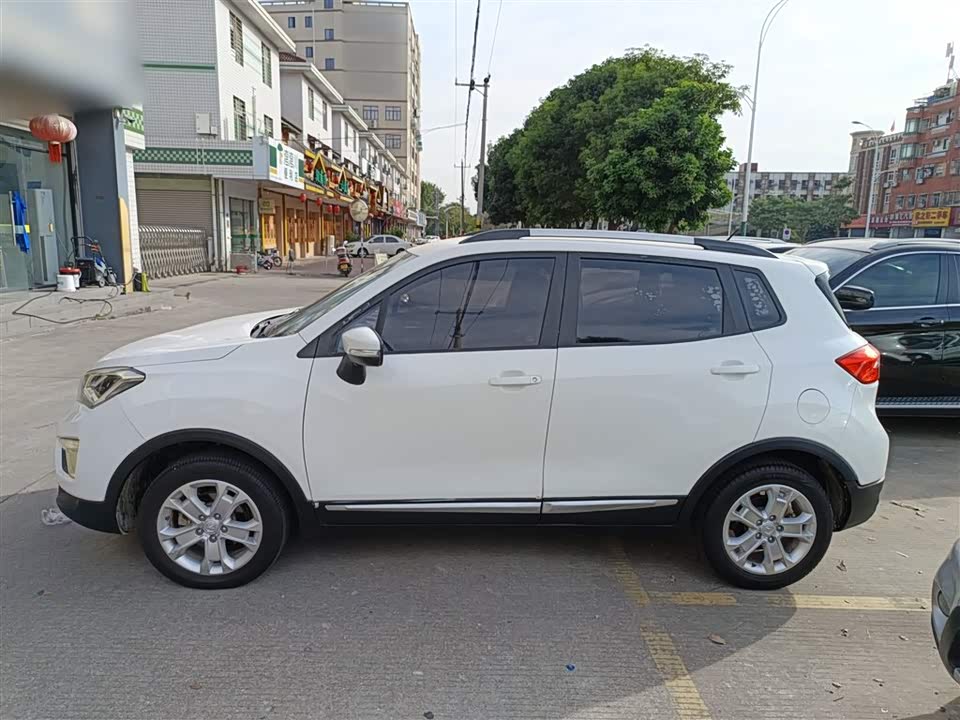 Changan CS15