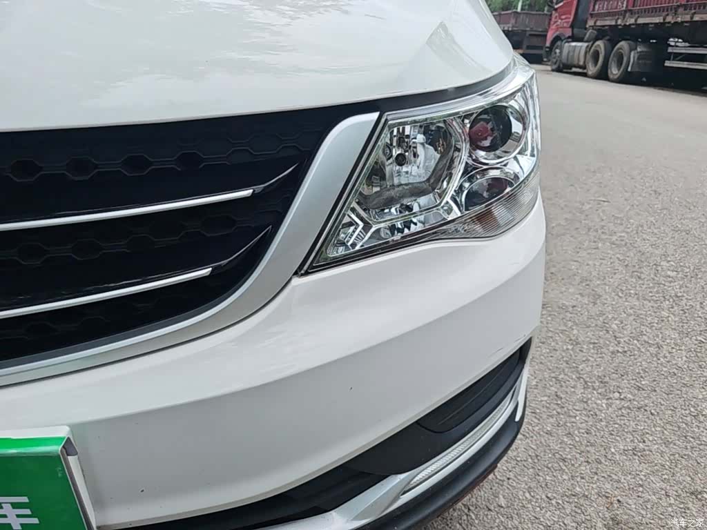 Wuling 730, 2020 24