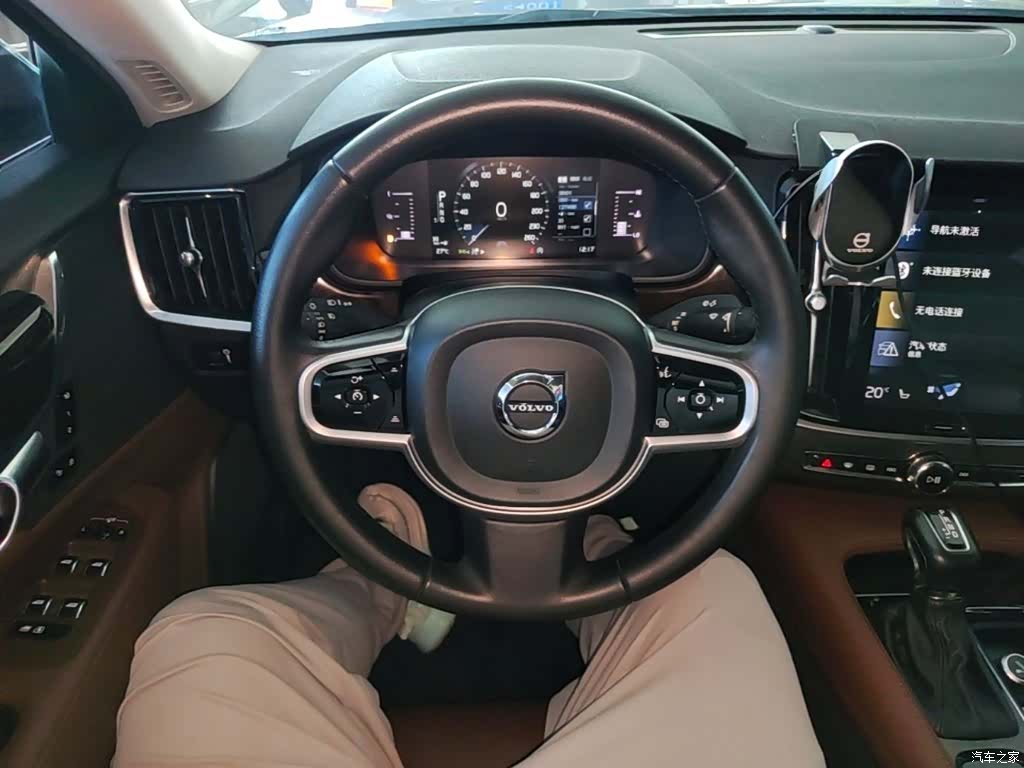 Volvo S90, 2018 11
