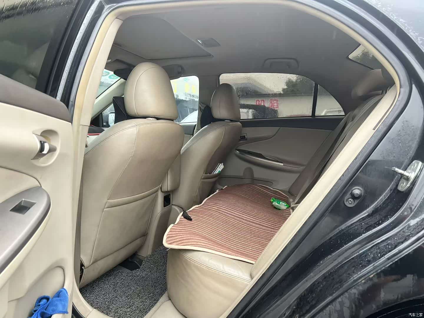 Toyota Corolla, 2010 6
