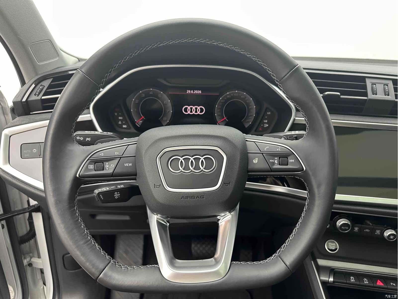 Audi Q3, 2022 18