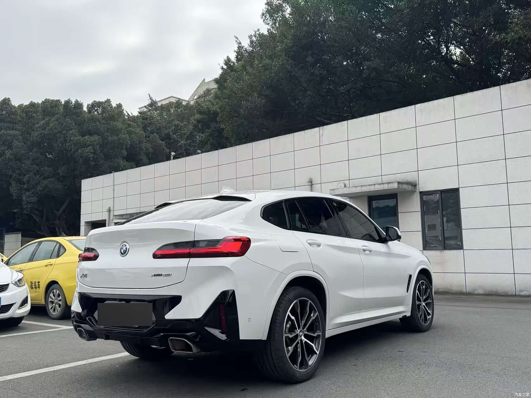 BMW X4, 2023 9