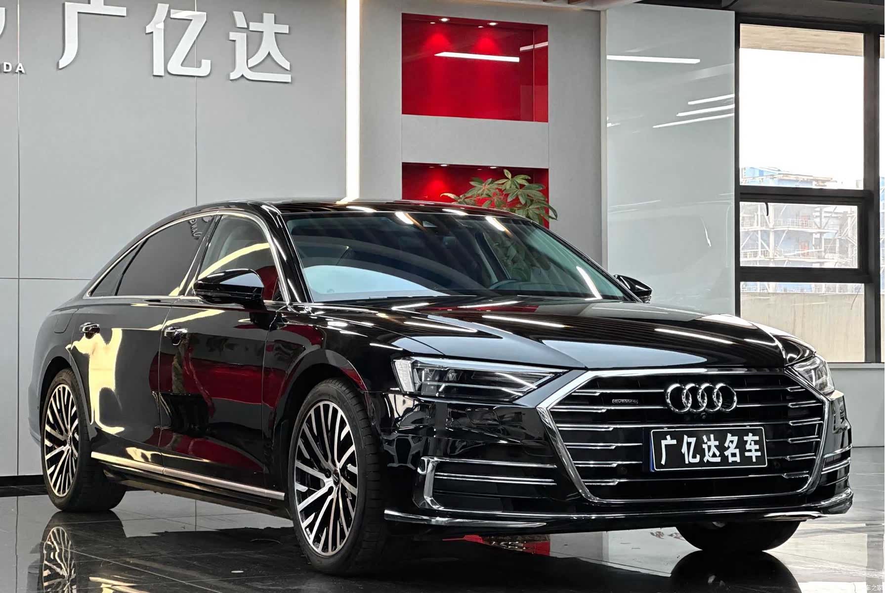 Audi A8L, 2019 3