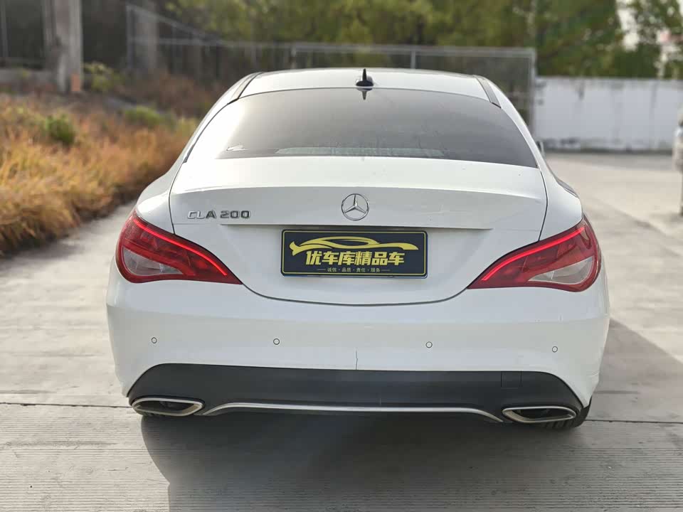 Mercedes-Benz CLA