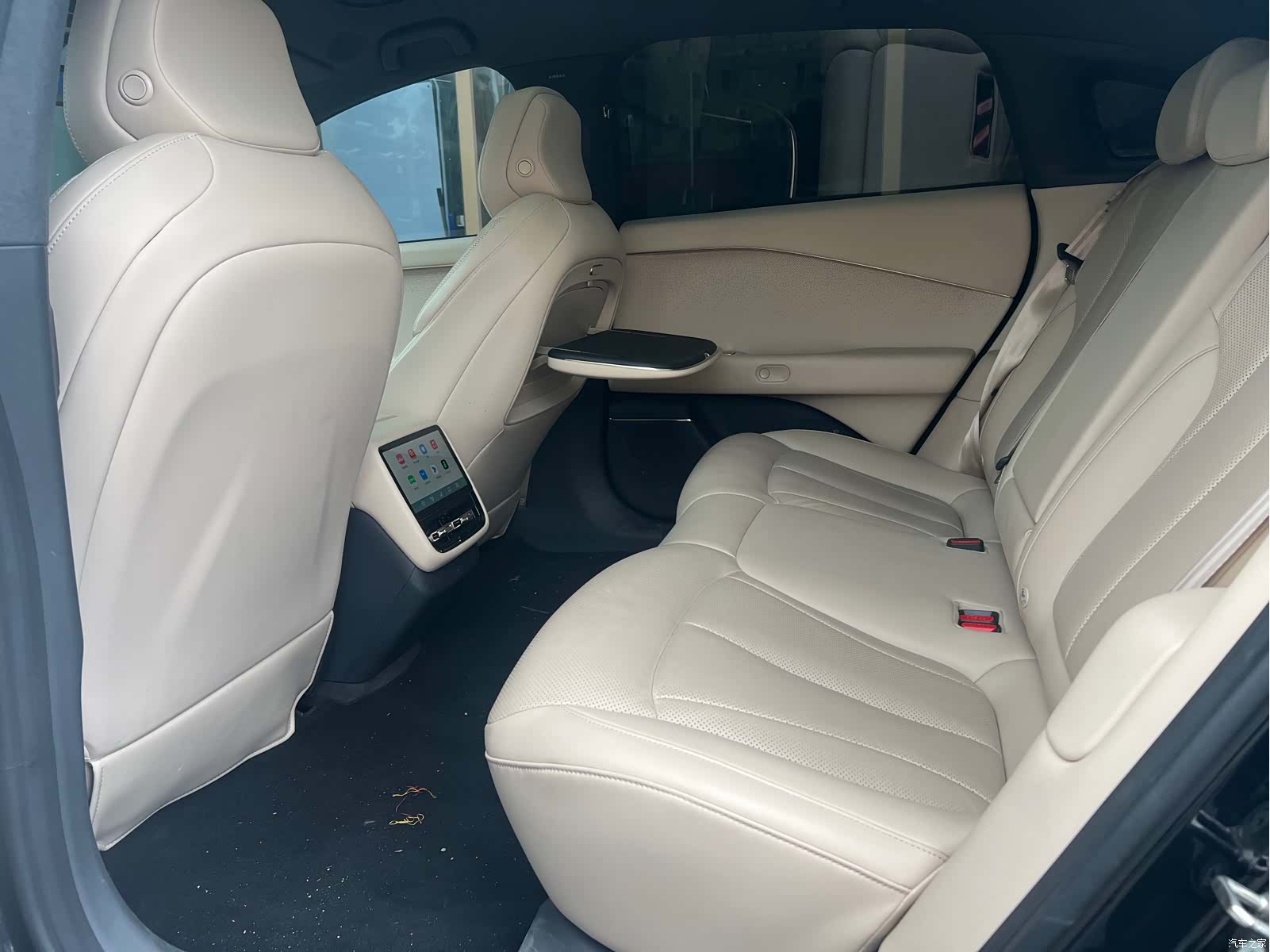 Xpeng P7, 2024 9
