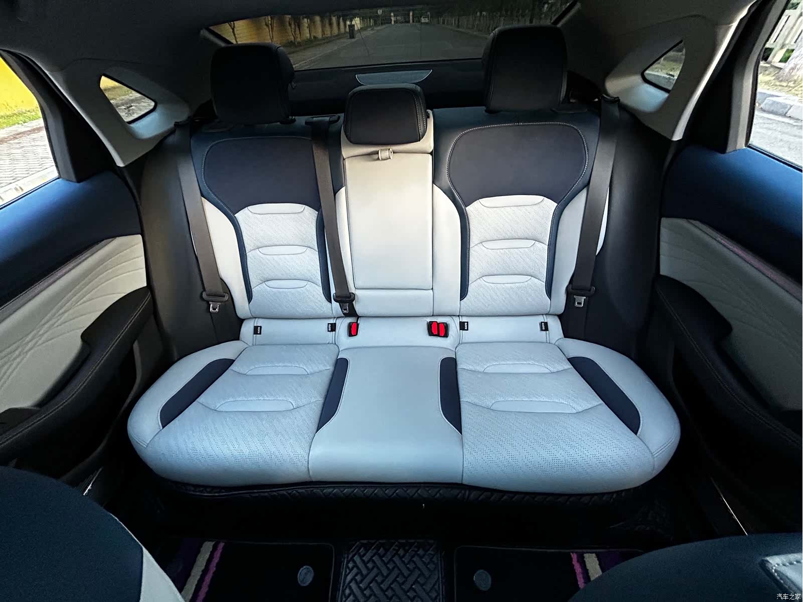 Geely Preface, 2023 10