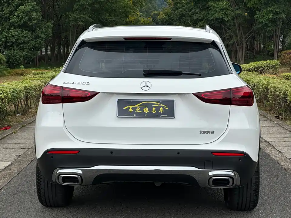 Mercedes-Benz GLA