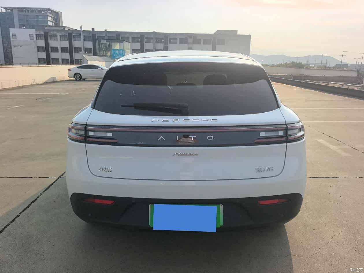 AITO M5, 2022 все фото