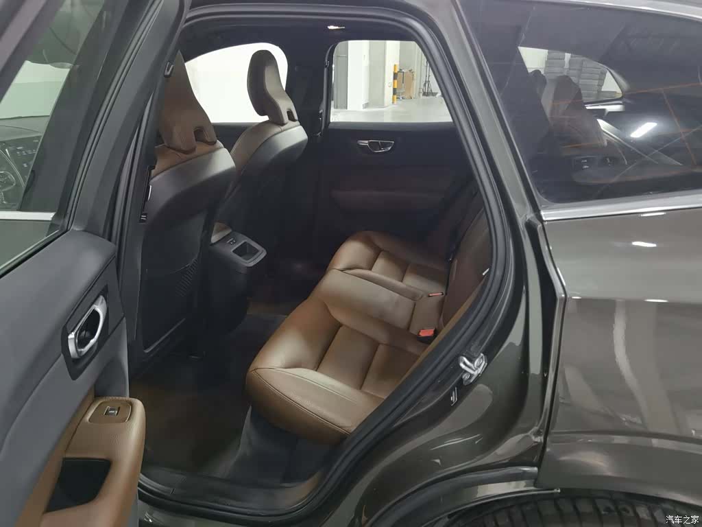 Volvo XC60, 2020 15