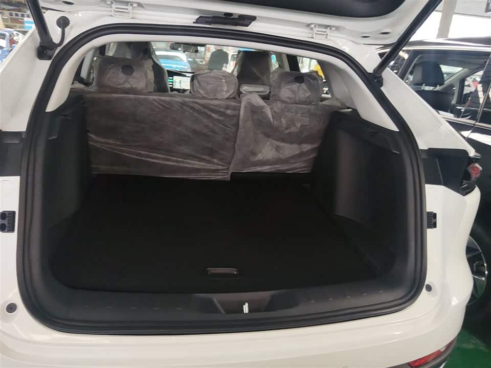 Changan UNI-K Smart iDD