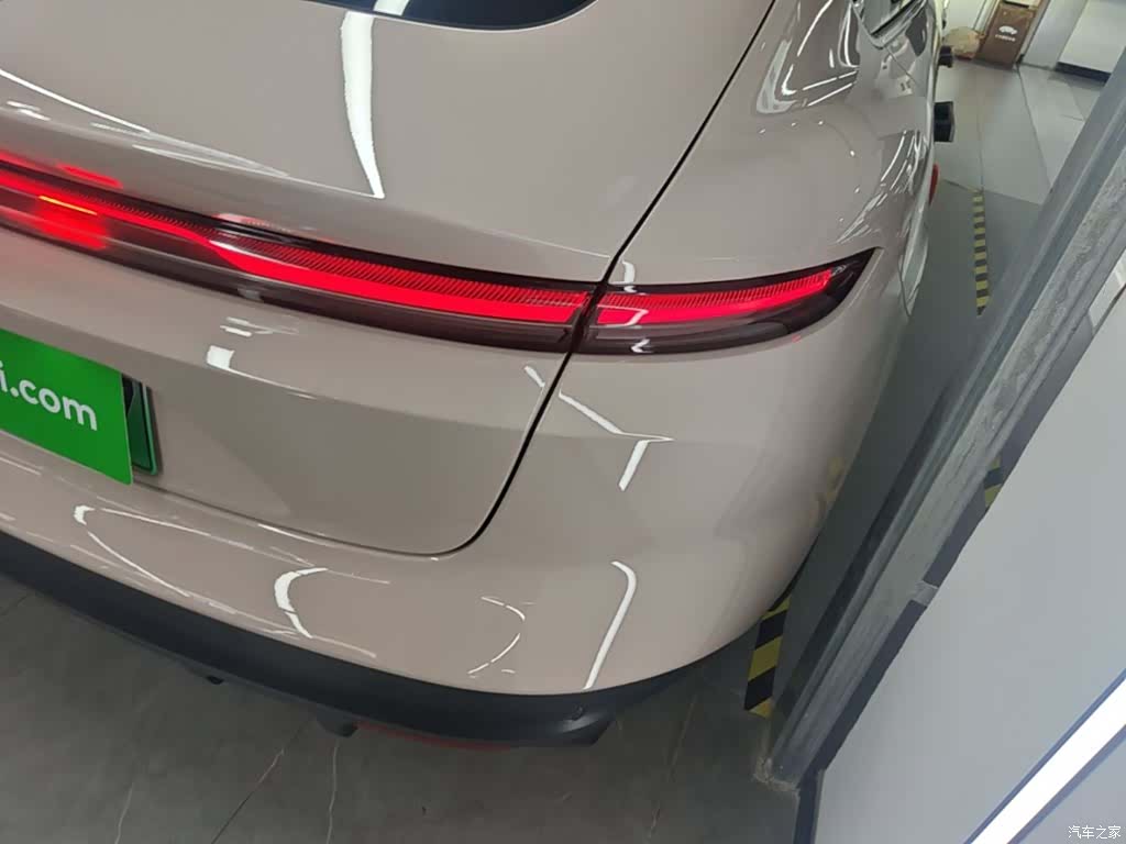 NIO ET5, 2024 8
