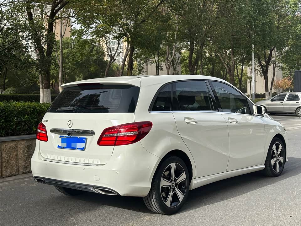 Mercedes-Benz Class B