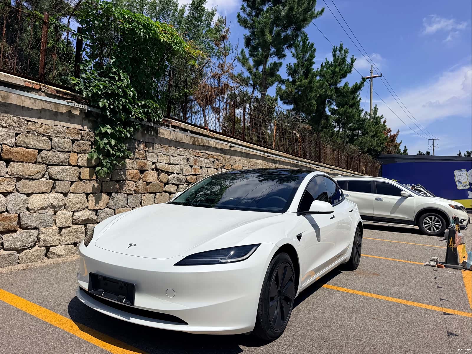 Tesla Model 3, 2024 1