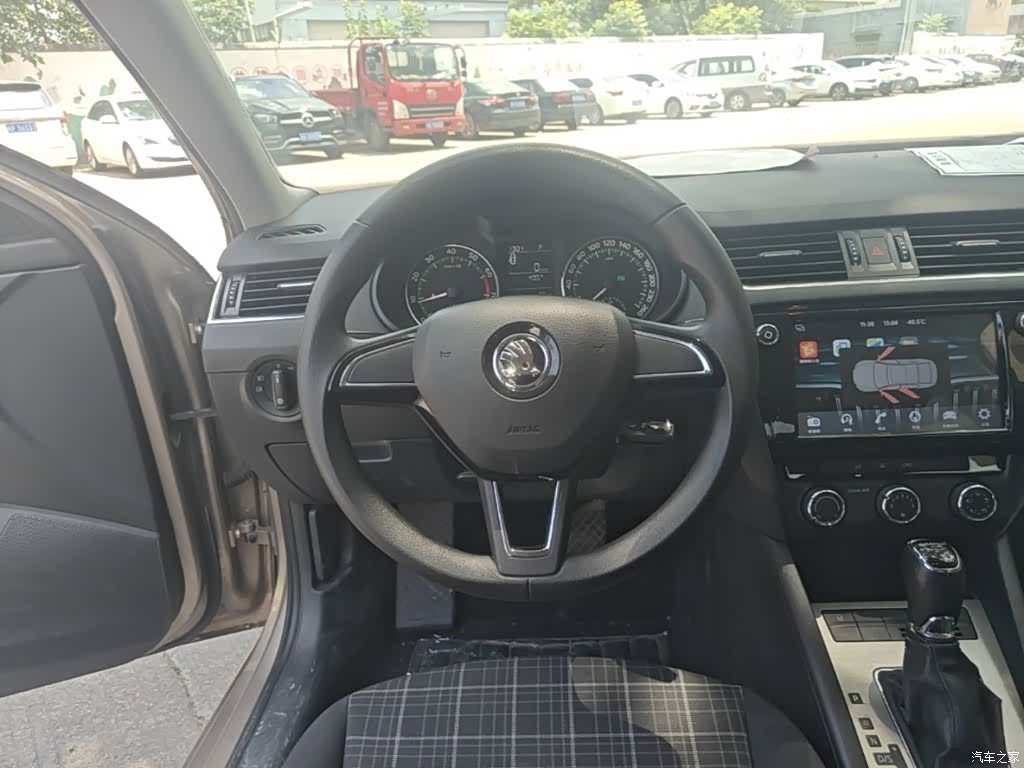 Skoda Octavia, 2018 11