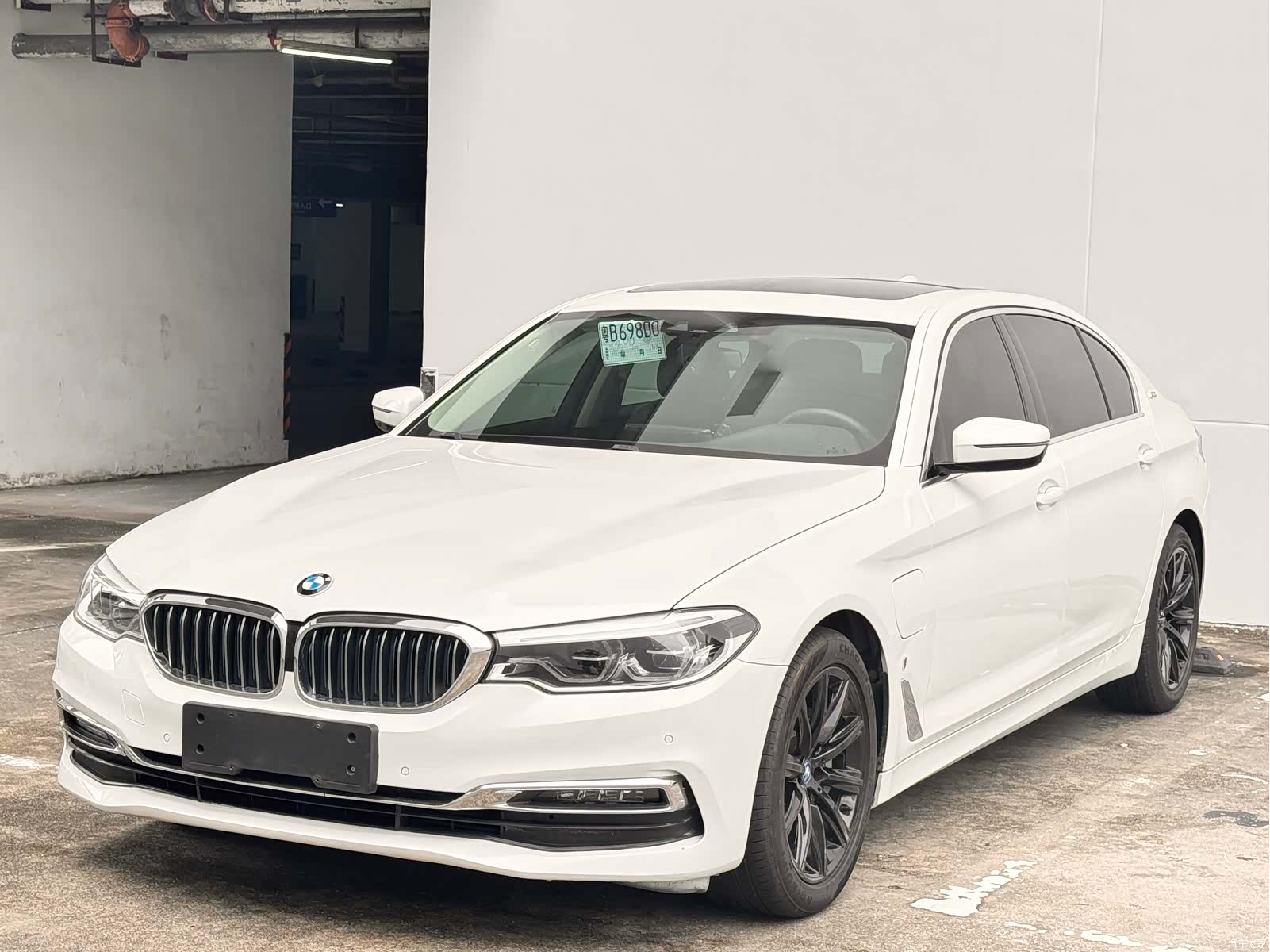 BMW 5 Series, 2018 1