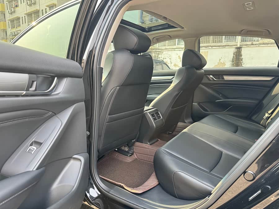 Honda Accord 2021, фото 10