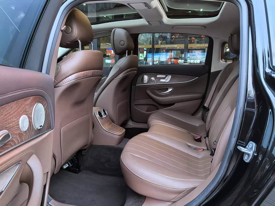 Mercedes-Benz E-class Mercedes-Benz E-class