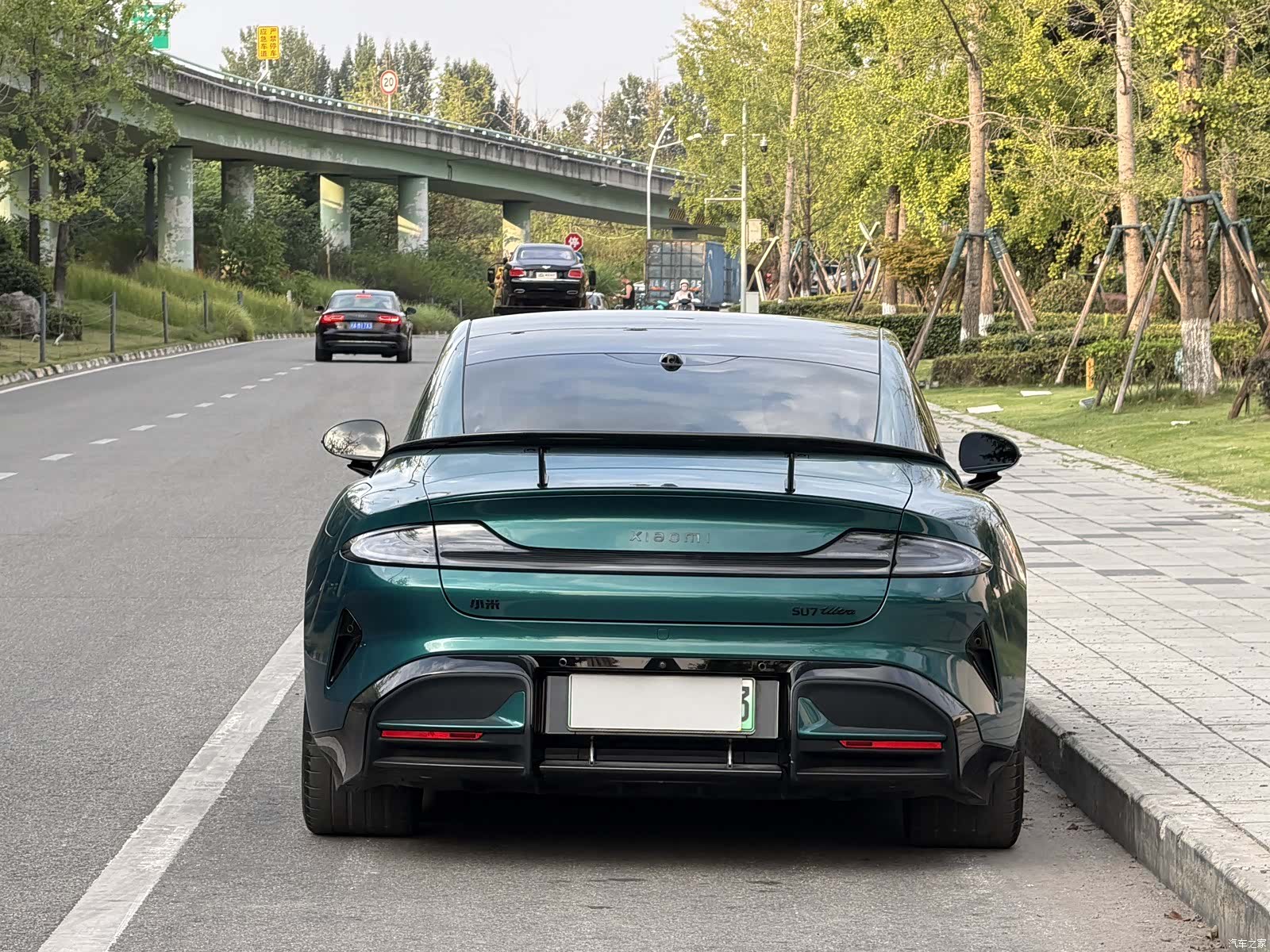 Xiaomi SU7, 2025 6