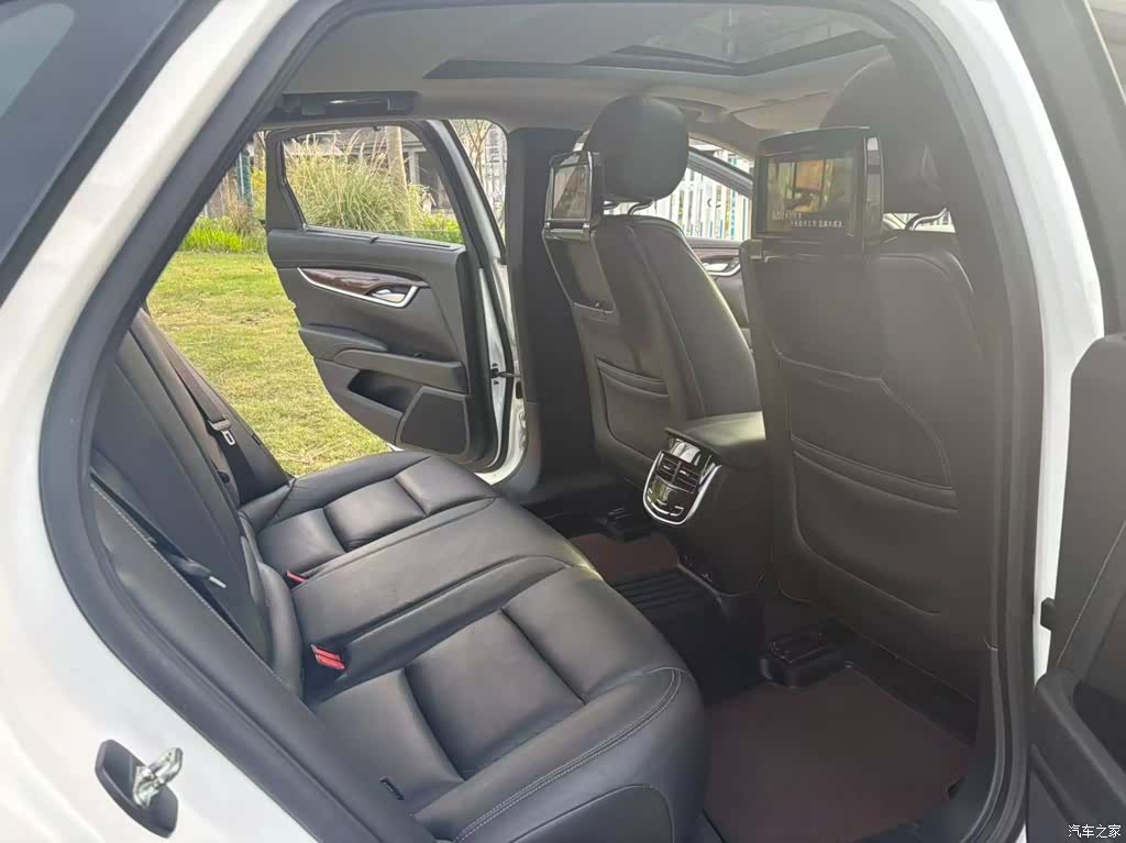 Cadillac XTS, 2016 8