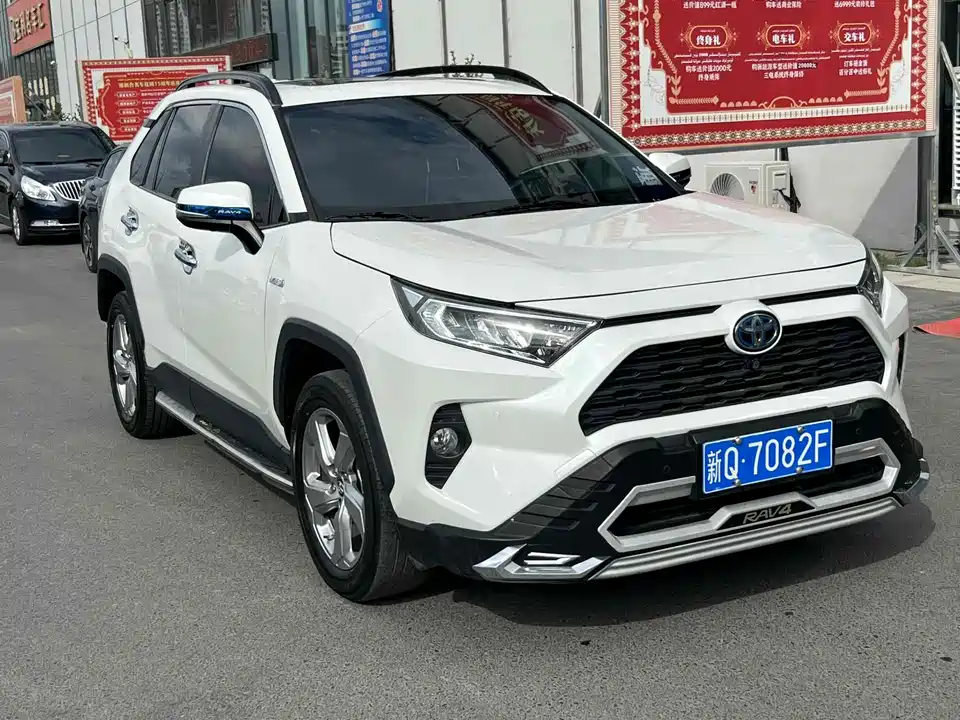 Toyota RAV4 Rongfang