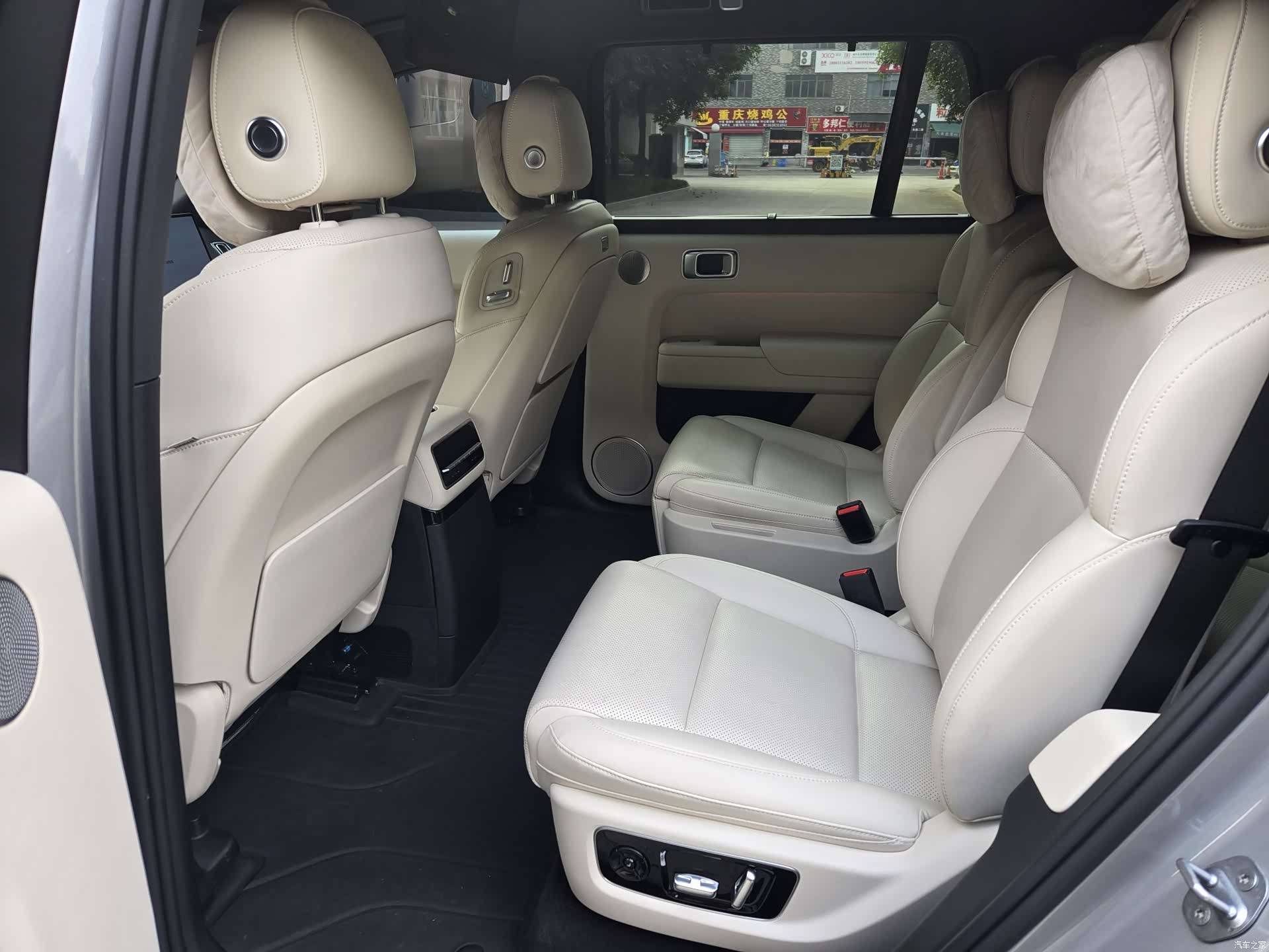 Li Auto L9, 2023 12