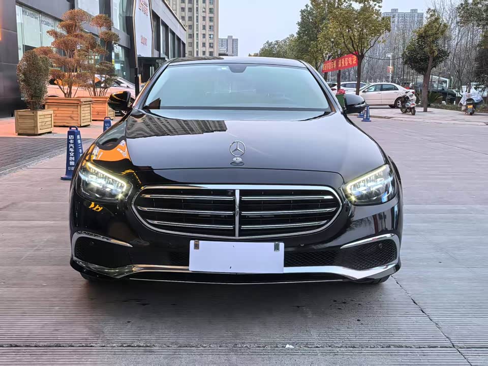 Mercedes-Benz E-class Mercedes-Benz E-class