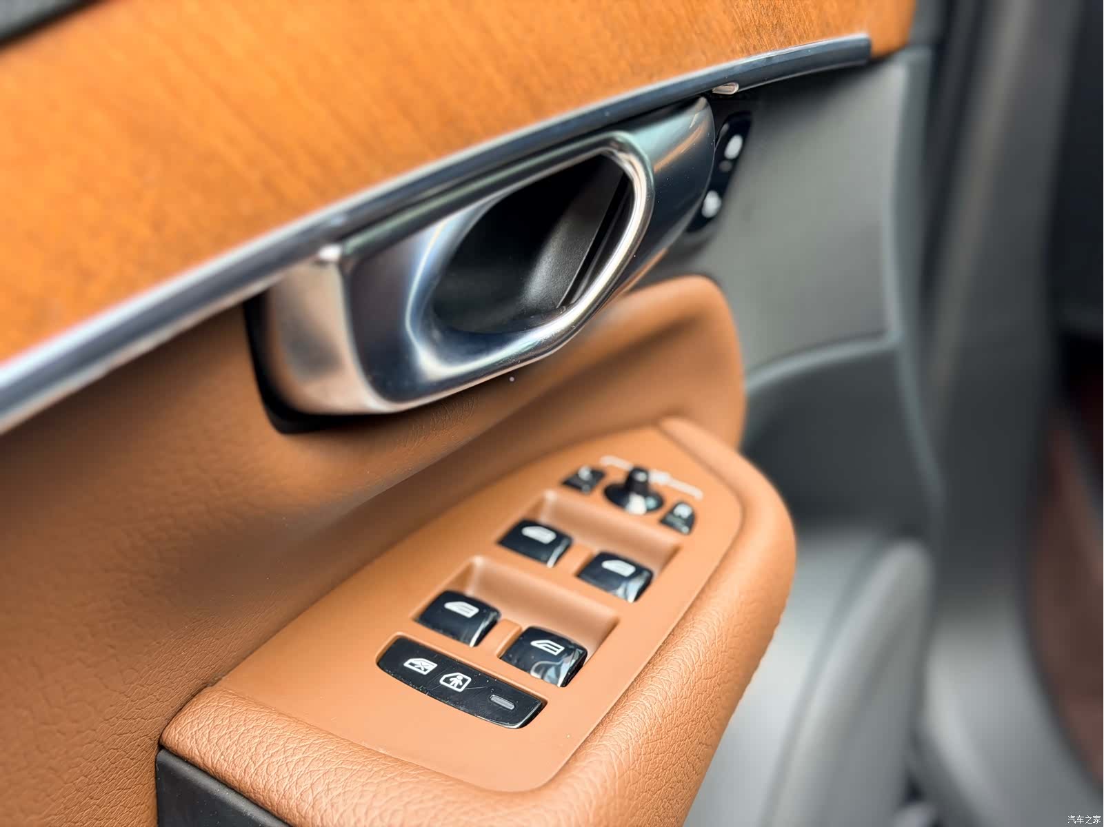 Volvo XC90, 2021 11