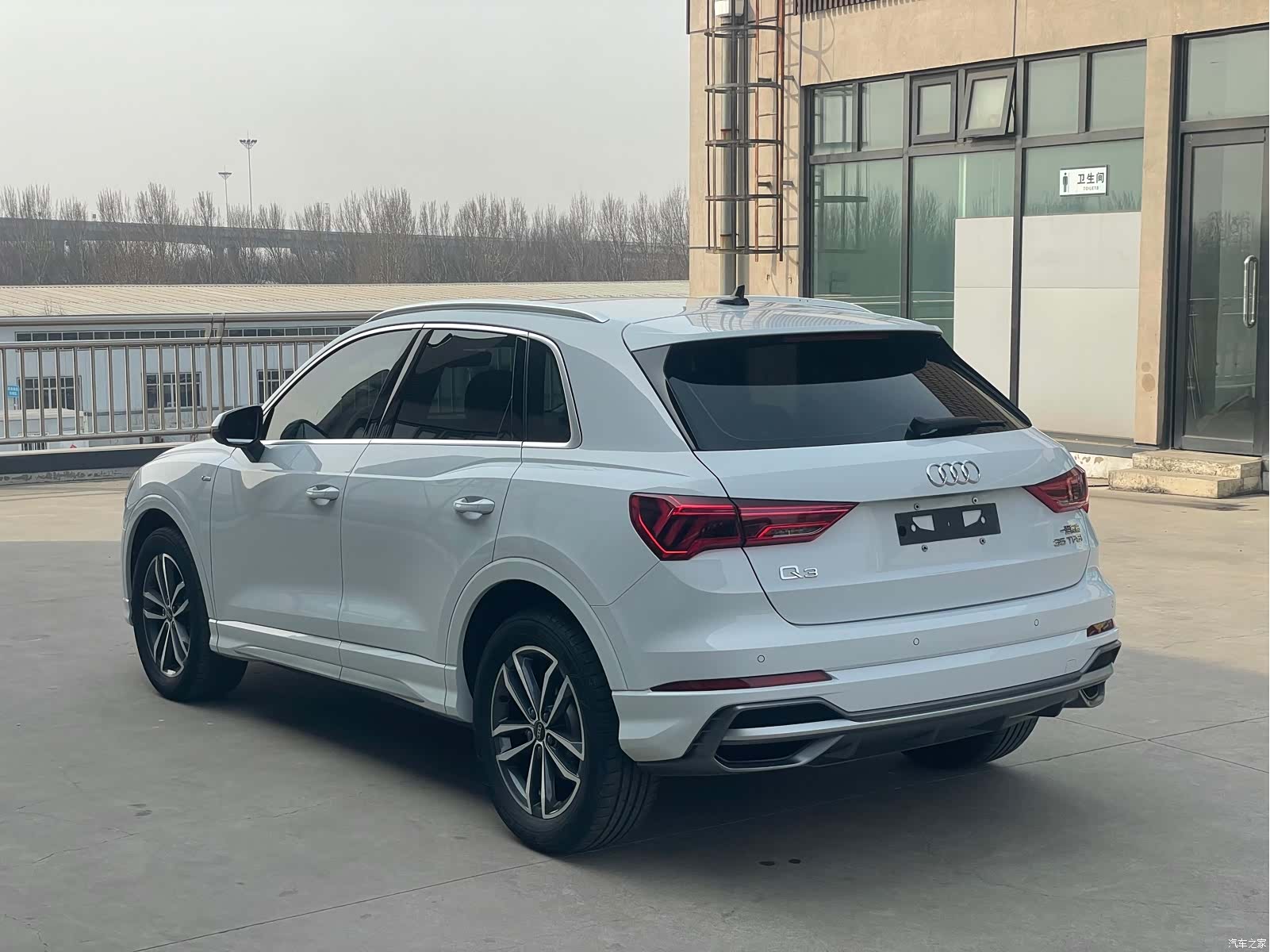 Audi Q3, 2022 6