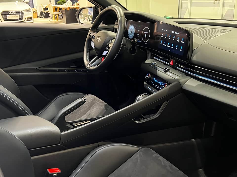 Hyundai Elantra Elantra N