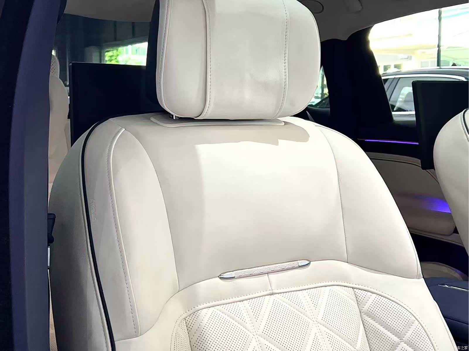 Hongqi Guoya, 2025 33