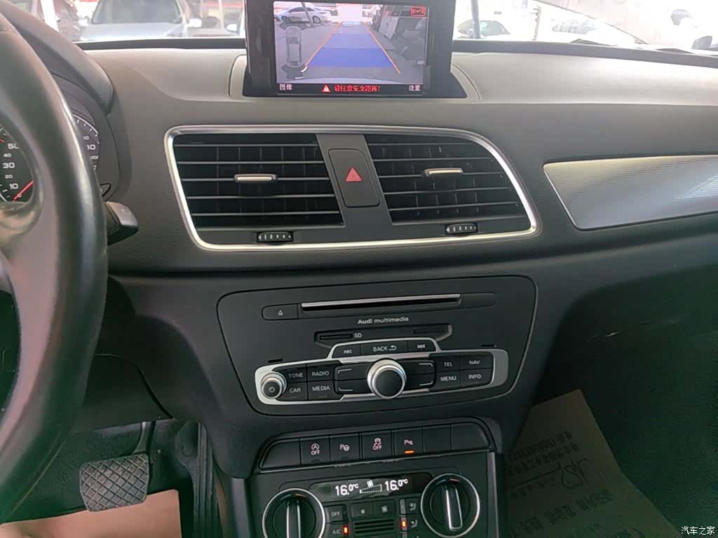 Audi Q3, 2016 13