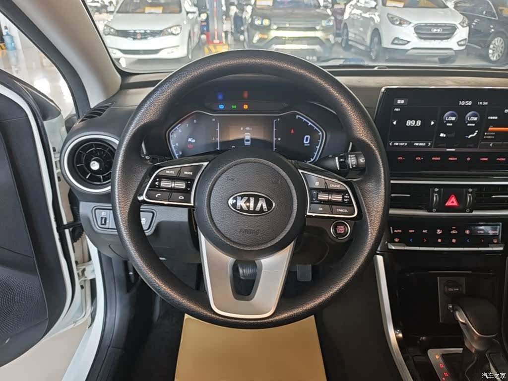 Kia K3, 2020 11