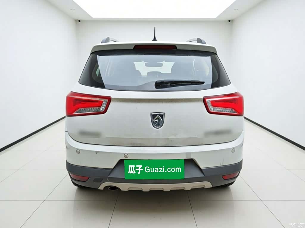 Wuling 560, 2016 все фото