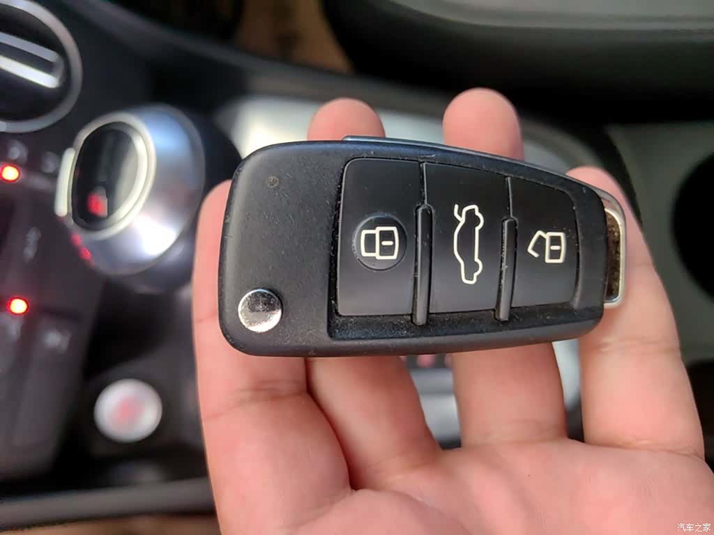 Audi Q3, 2016 9