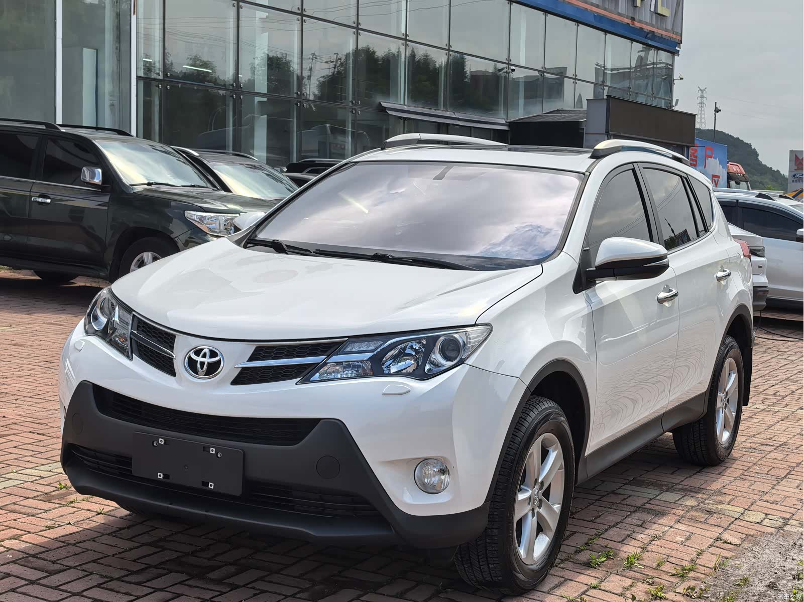 Toyota RAV4, 2014 2