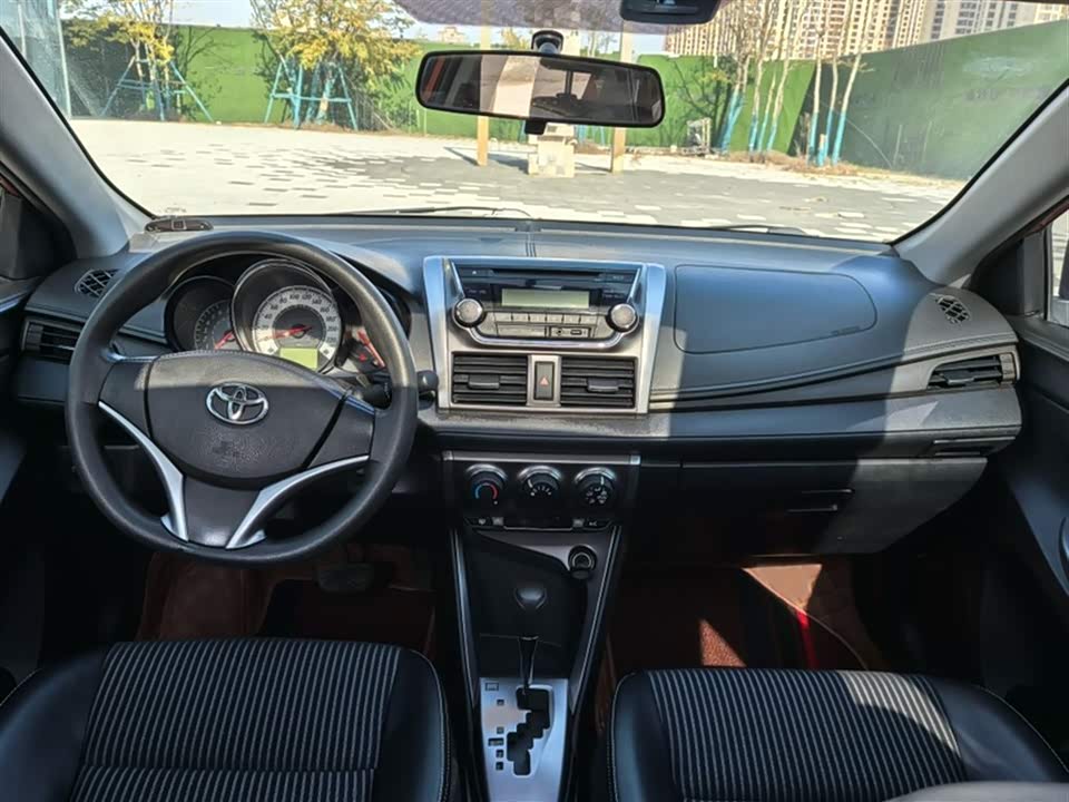 Toyota YARiS L Zhixuan