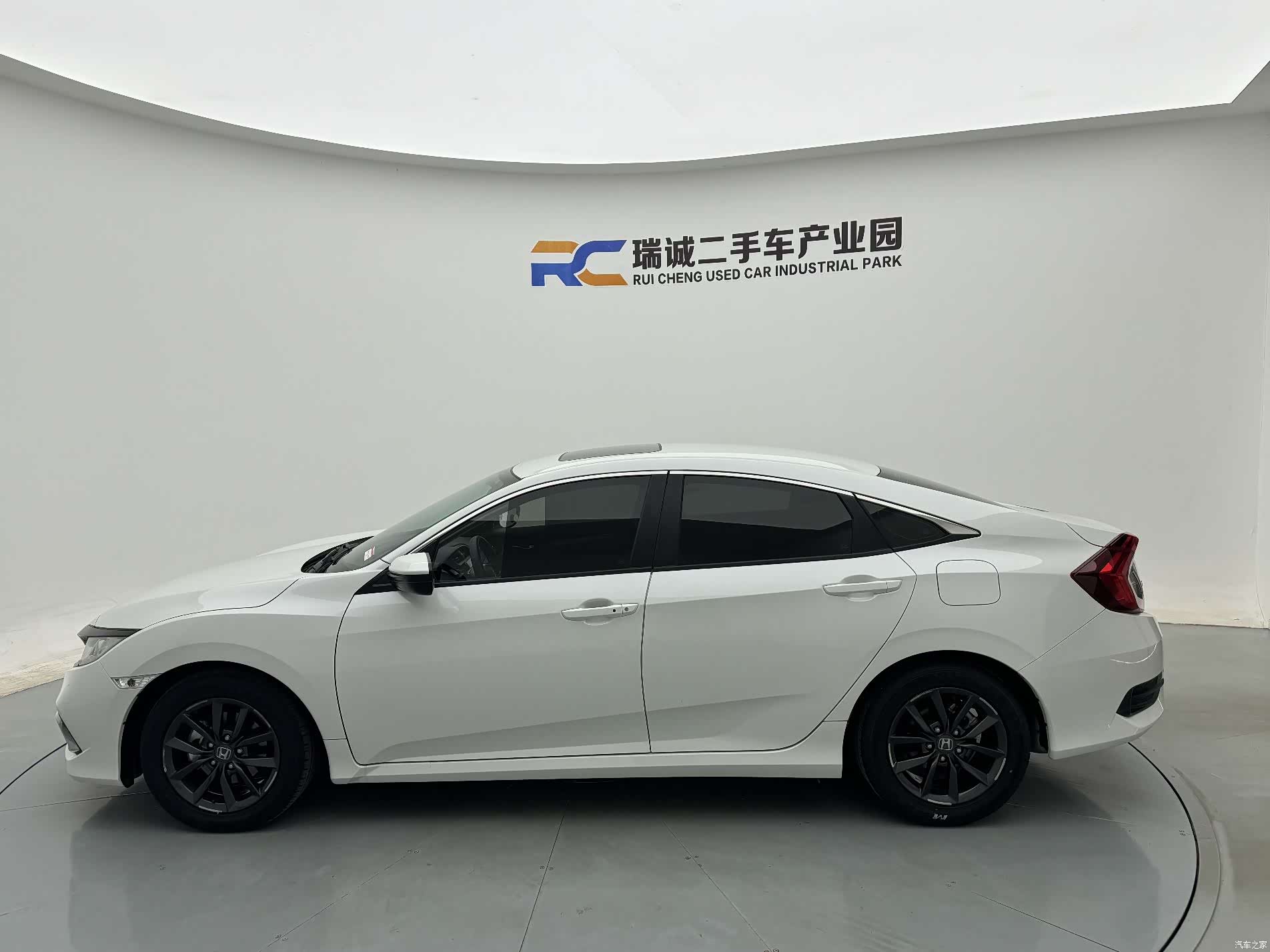 Honda Civic, 2021 3