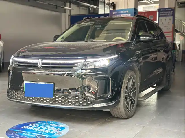 AITO M7 2025 — купить из Китая под заказ