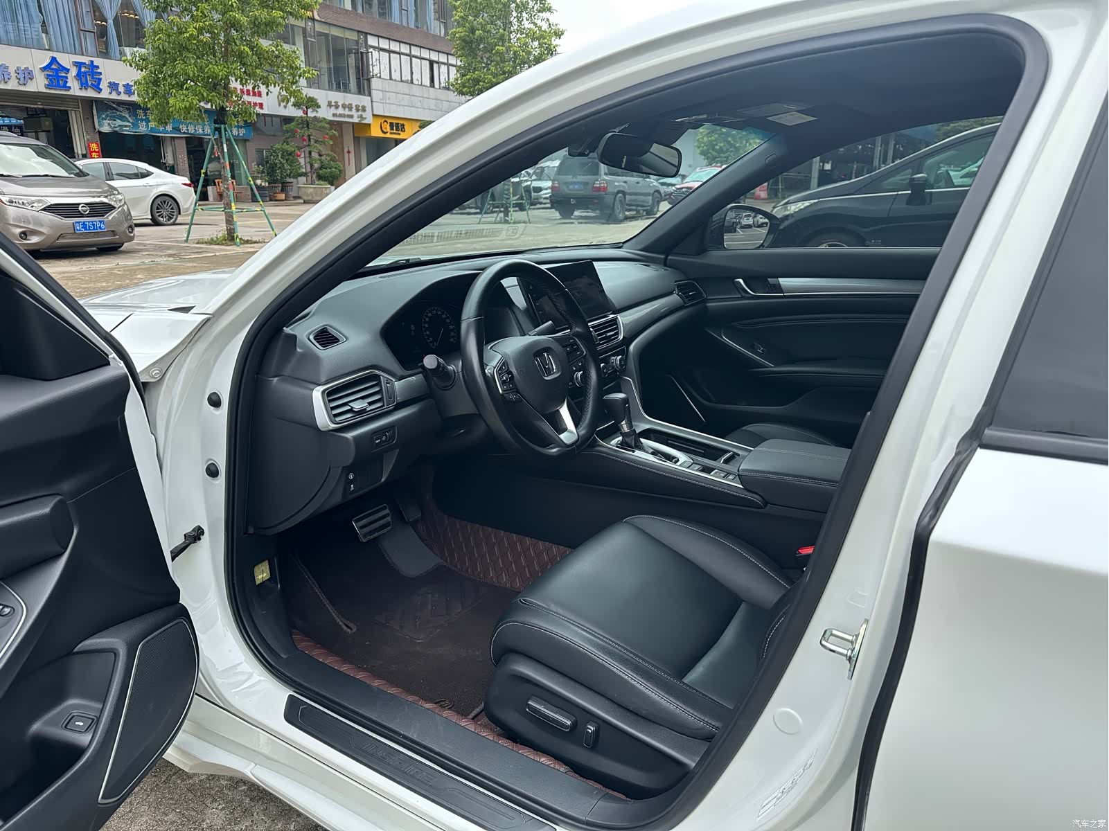Honda Inspire, 2023 13