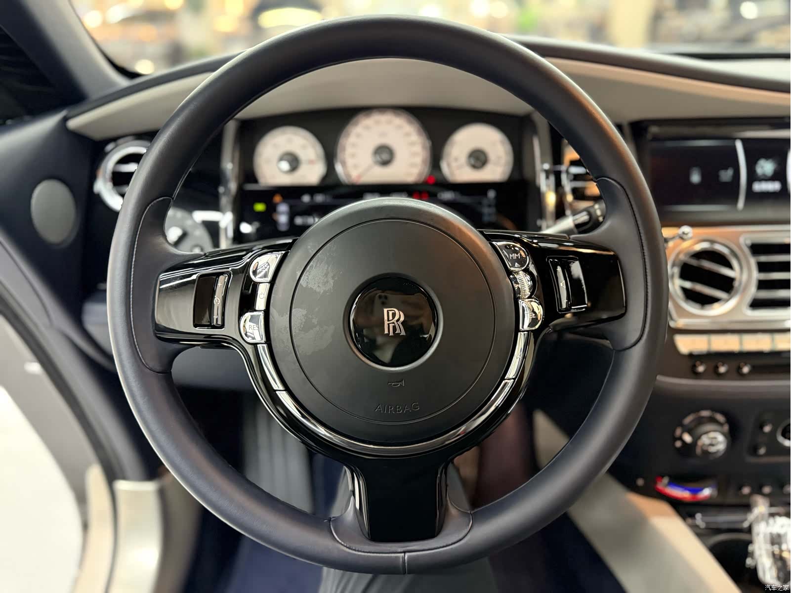 Rolls-Royce Wraith, 2020 9