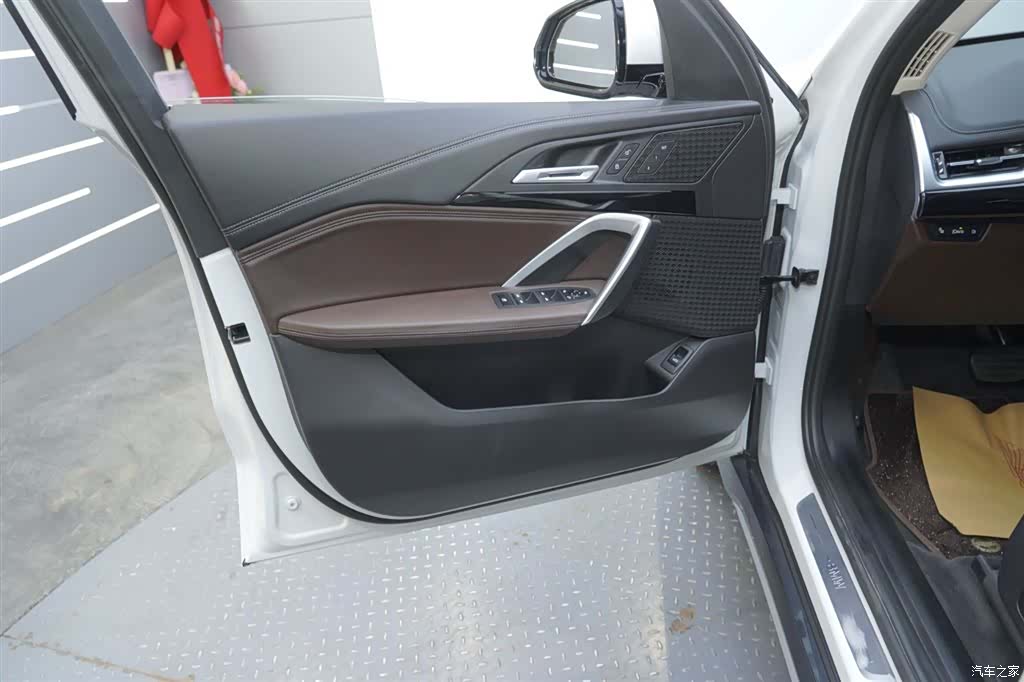 BMW X1, 2025 10